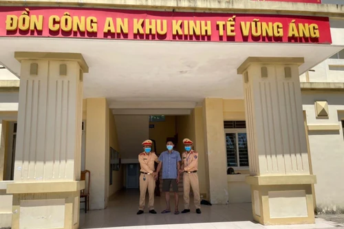 Phát hiện lái xe tàng trữ ma tuý