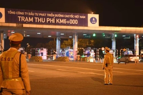 Xử lý nghiêm lái xe che biển số “né” phạt “nguội” trên cao tốc