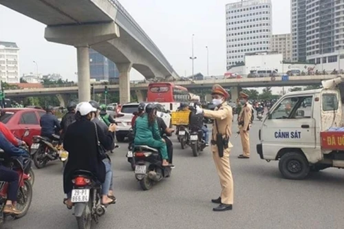 Lái xe tải đâm chết người rồi bỏ trốn 