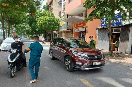 Vững vàng những chốt kiểm soát Covid-19, giữ bình yên "vùng xanh"