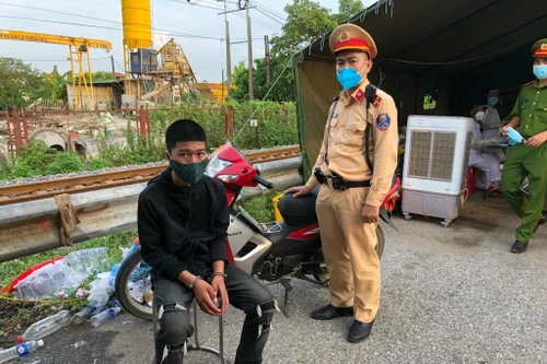 Đi xe máy trộm cắp ở Thanh Hóa ra Hà Nội thì bị bắt
