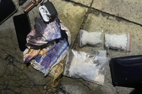 Nhét cả đống ma tuý vào hộp cơm vờ đi cứu trợ để thông chốt kiểm dịch nhưng không thoát