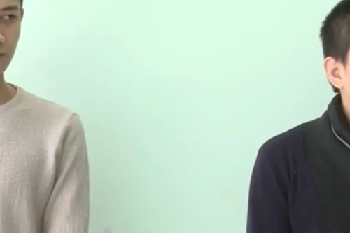 Dùng giấy tờ giả chiếm đoạt tài sản của công ty tài chính