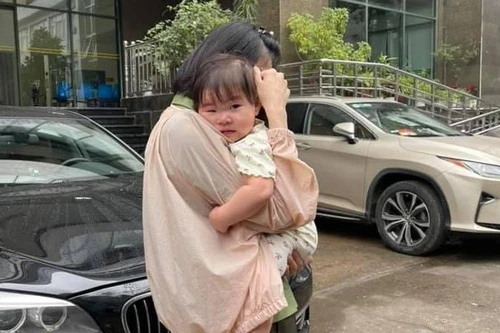 Tâm sự của nữ Thượng úy CAND gửi con để xung phong đi cấp CCCD