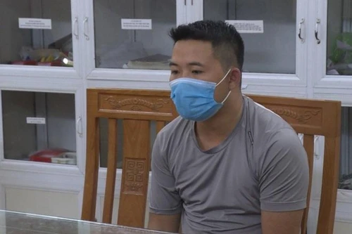 Uống rượu, không đeo khẩu trang còn tấn công Cảnh sát tại chốt kiểm dịch 