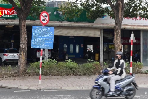 Hà Nội sửa chữa, thay thế hơn 1.200 đèn giao thông 