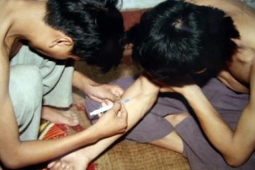 Từ 1-1-2022: Thêm hàng loạt trường hợp phải đi cai nghiện bắt buộc