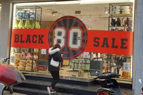 Làm sao để mua được “hàng xịn, giá hời” ngày Black Friday? 