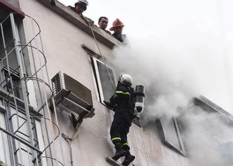 Hà Nội: Tổng kiểm tra an toàn phòng cháy tại quán karaoke, vũ trường