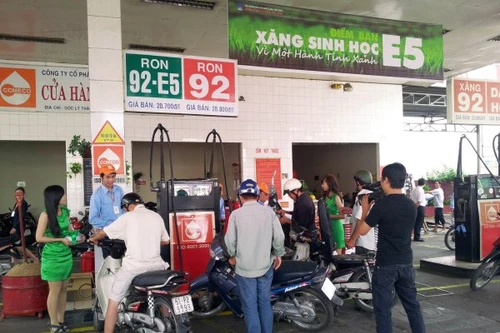 Sắp thay thế hoàn toàn xăng RON 92 bằng xăng E5