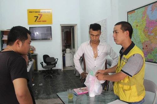 Tìm vị khách đi "xe ôm" bỏ quên 10 triệu đồng, mời nhận lại tiền