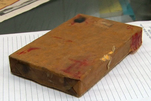 Bắt quả tang 4 đối tượng vận chuyển 1 bánh heroin