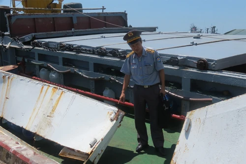 Tàu Trung Quốc đâm hỏng nhiều tàu của Kiểm ngư Việt Nam