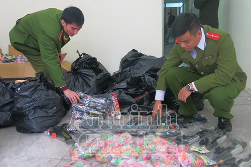 Buôn hàng “quốc cấm” để có tiền mua ma túy