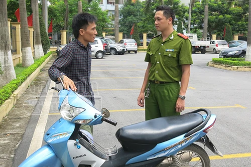 Thiếu tiền, “mượn” xe của bạn mang đi “cắm”