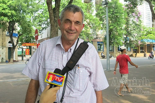 Du khách quốc tế bình yên khi đến Hà Nội