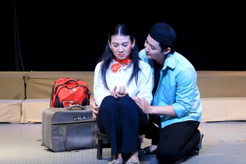 Hài kịch “Tía ơi! Chồng con đâu?” khéo léo dẫn dắt cảm xúc người xem