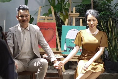 Khắc Việt trở lại đường đua âm nhạc, tiếp tục mời vợ đóng MV