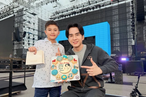 Đan Trường cùng con trai và dàn nghệ sĩ ráo riết tập luyện trước giờ G