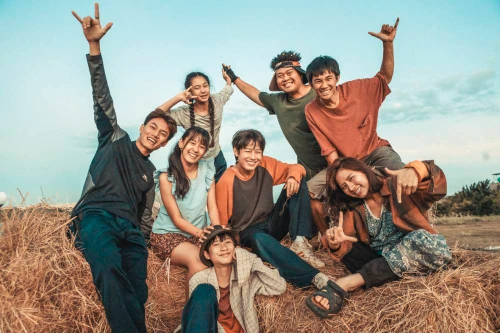 Nhóm nhạc của Lý Hải trong "Lật mặt 8" sẽ ra mắt ngoài đời thật?