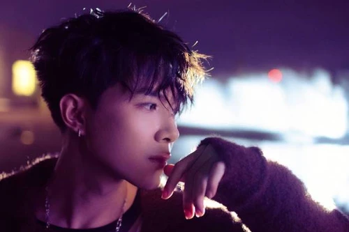 Anh Tú Atus hé lộ dự án “Nỗi đau đính kèm” trở lại đường đua âm nhạc 