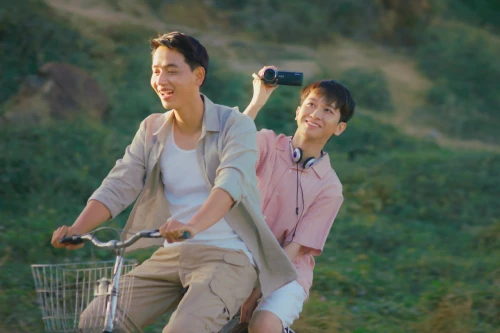 Đỗ Hoàng Dương tung teaser MV kịch tích như phim về bạo lực học đường