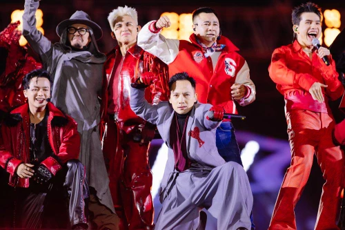 Sức nóng của Concert "Anh trai vượt ngàn chông gai" làm tan giá lạnh đêm đông Hà Nội