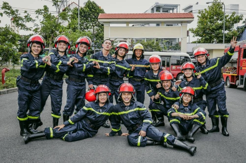 “Chiến sĩ quả cảm” công bố 12 nghệ sĩ nam đình đám tham gia mùa đầu tiên