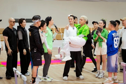 "Anh tài" Jun Phạm: “Không có khoảng cách về độ tuổi hay thế hệ trong Anh trai vượt ngàn chông gai”