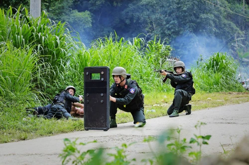 “Thập diện mai phục” sào huyệt của đối tượng truy nã khép lại mùa đầu tiên “Chiến sĩ quả cảm”