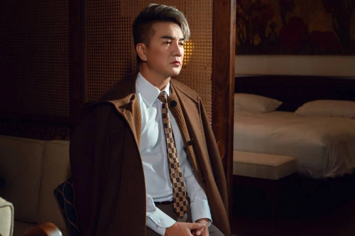 Đàm Vĩnh Hưng trở lại với album nhạc trẻ “Thanh xuân không phải để khóc”