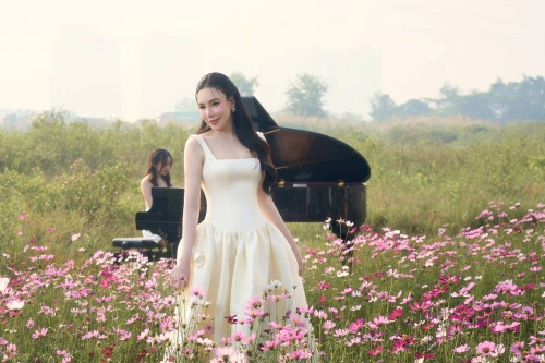 Hồ Quỳnh Hương đón Valentine cùng "Thanh âm trái tim"