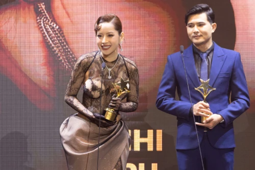 Chi Pu nhận giải thưởng "Ngôi Sao Xanh" với vai diễn trong phim "Mười: Lời nguyền trở lại"