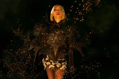 Tóc Tiên bất ngờ tung MV cover ca khúc chủ đề giải đấu League of Legends 2025 