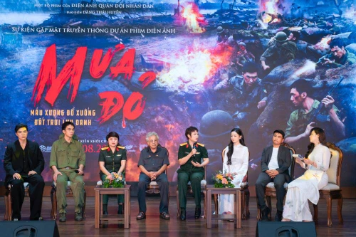 Nhìn lại hành trình đưa trận chiến 81 ngày đêm tại thành cổ Quảng Trị lên màn ảnh rộng qua “Mưa đỏ”