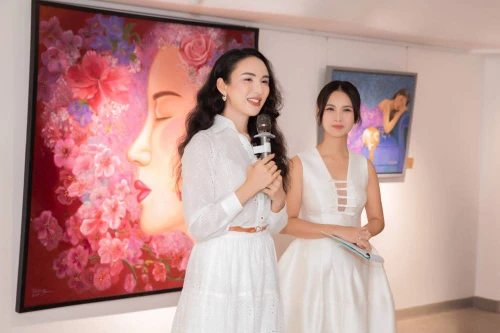Hoa hậu Ngọc Diễm mở Ngọc Nam Phương Art Gallery, đưa nghệ thuật đến gần với mọi người