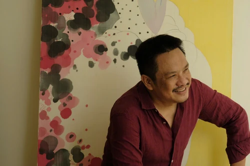 Bùi Tiến Tuấn với “đặc sản” tranh lụa 