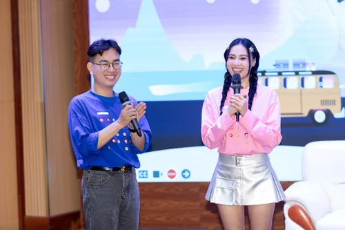 Ninh Dương Lan Ngọc “đi tìm niềm vui" cùng gần 500 sinh viên ĐH Y Dược TP.HCM