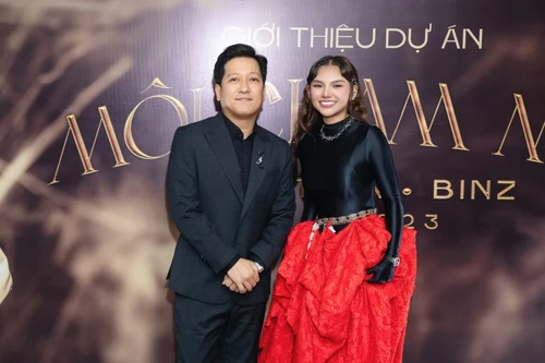 Trường Giang cùng nhiều nghệ sĩ Việt mừng Myra Trần ra mắt MV "Môi chạm môi"
