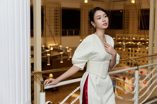 Hoa hậu Ban Mai hạnh phúc trong sự bận rộn của một MC