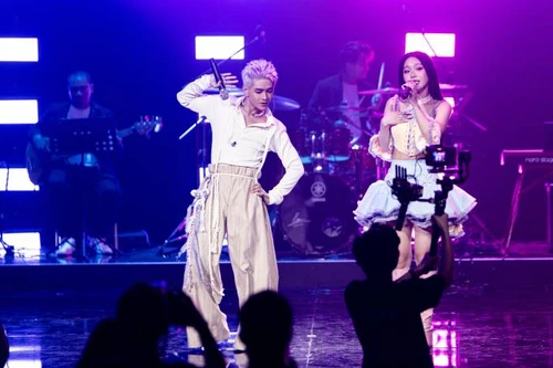 Han Sara "về chung nhà" với tân binh Vpop Cheng, trở thành nghệ sĩ độc quyền