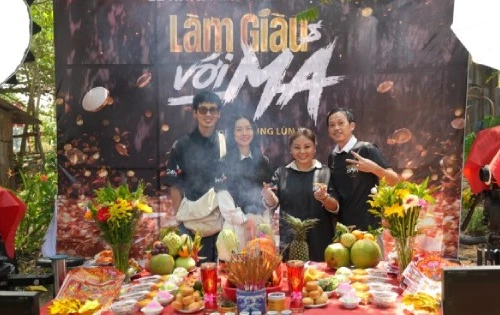 Danh hài Hoài Linh tái xuất với phim điện ảnh “Làm giàu với ma”