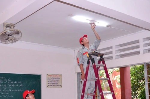 “Ánh sáng học đường” - mô hình chiếu sáng chuẩn cho trường học