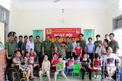 Lan tỏa tinh thần tình nguyện vì nhân dân phục vụ