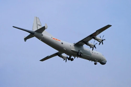 [ẢNH] Máy bay săn ngầm KQ-200 Trung Quốc xâm nhập ADIZ đảo Đài Loan