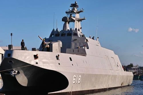 [ẢNH] Đảo Đài Loan hạ thủy hộ vệ hạm đủ sức diệt tàu sân bay