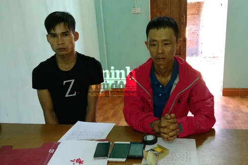 Bắt 2 đối tượng "lẻn" sang Lào, mua ma túy về sử dụng 