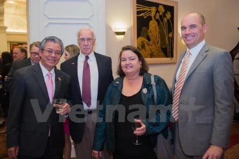 Việt Nam mời Tổng thống Mỹ Trump sang thăm nhân dịp APEC 2017