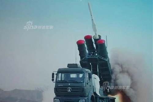 Trung Quốc xuất khẩu tên lửa đất đối không “Rồng bay-50” tới châu Phi
