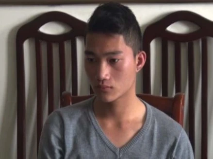 Dùng sắt nhọn đâm trọng thương khách hát karaoke